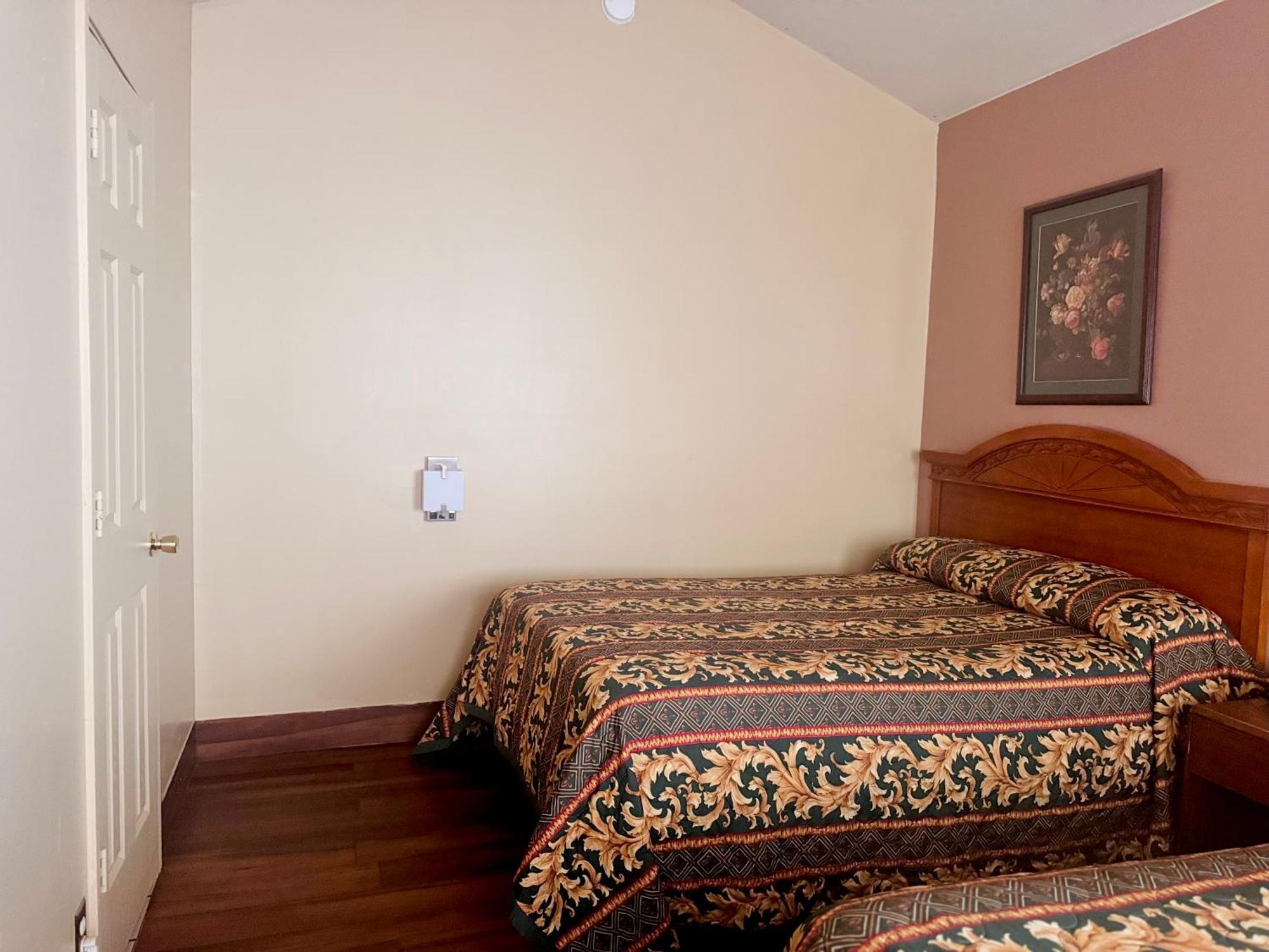 Payless Inn Kingfisher Kültér fotó